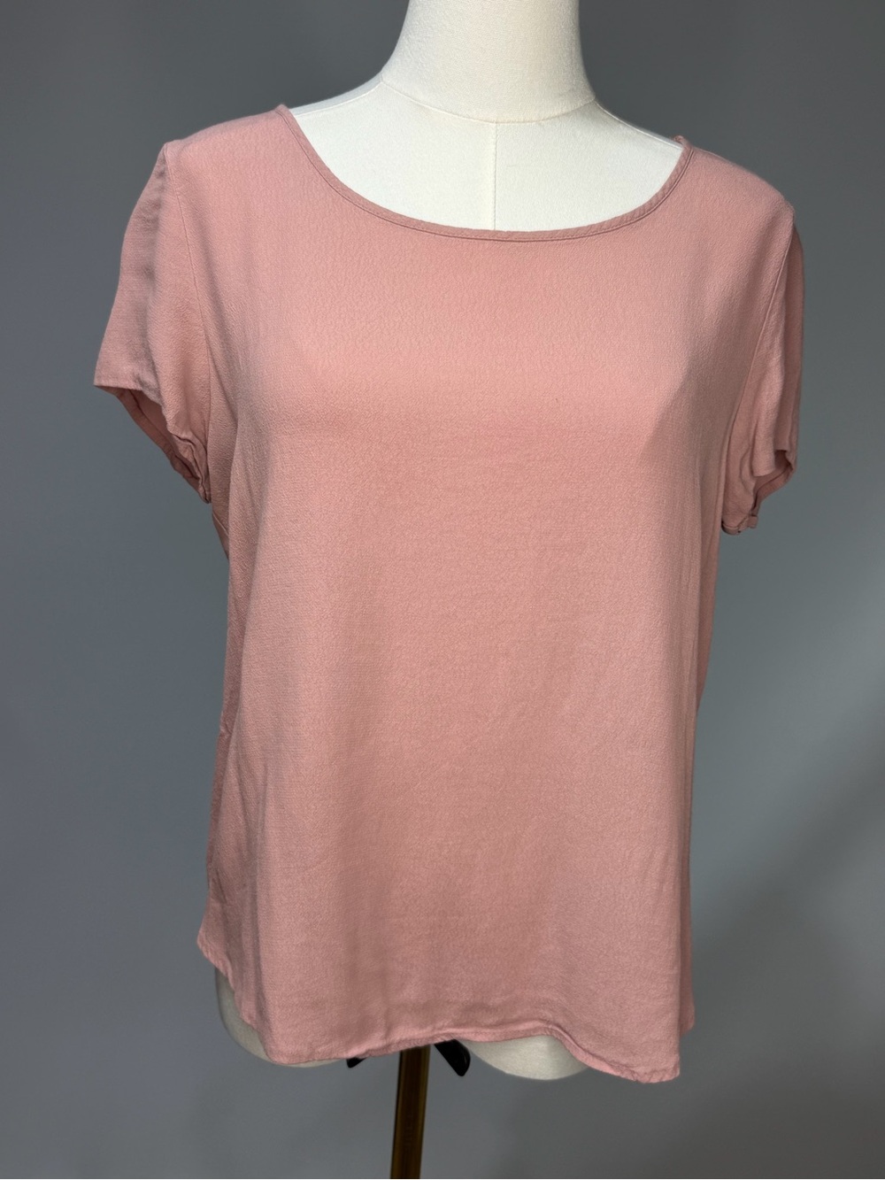 Forever 21 Blush Pink Short Sleeve Scoop Neck Tee